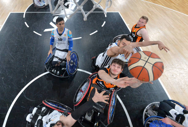 我不仅想看 我不仅想看