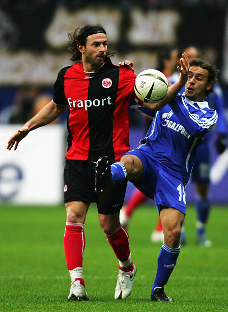 他出色的传 他出色的传