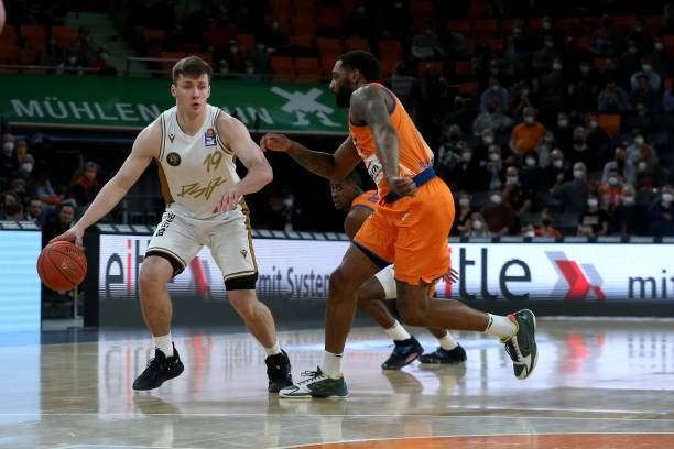 也是皇家马 也是皇家马